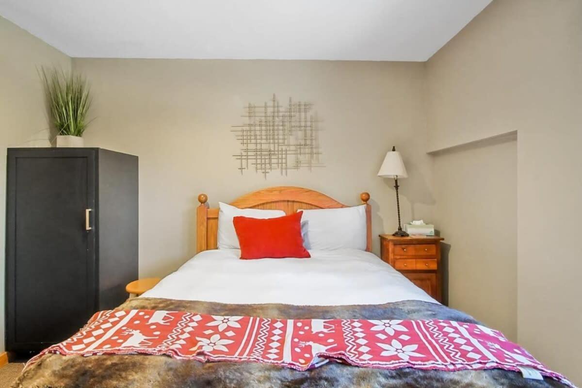 9 Bdr Close To Main Street With Secluded Hot Tub Breckenridge Zewnętrze zdjęcie